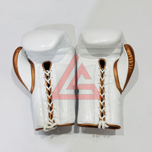 ถุงมือชกมวย MMA แบบสั่งทำพิเศษ % หนังแท้ ถุงมือฝึกซ้อมระดับมืออาชีพ ระบายอากาศได้ดี ซับเหงื่อ ปิดแบบผูกเชือก - Product Image 4