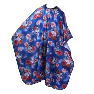 Capes de barbier de qualité supérieure, tissu durable, vente chaude, légères, nouveau style, modernes, élégantes, confortables, logo personnalisé - Product Image 2