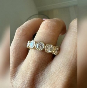 Anillo de diamantes cultivados en laboratorio de corte redondo de 1,50 quilates para mujer, joyería de plata de ley 925 de lujo para boda, compromiso, regalo de aniversario - Product Image 2