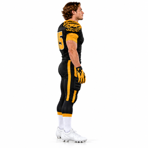 Ensemble d'uniformes de football américain personnalisés noir et or pour hommes, maillot et pantalon de football personnalisés avec casque assorti - Product Image 2