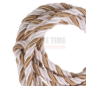 Cordons de graduation élégants avec une finition lisse et une qualité durable, cordons de graduation pour occasions formelles - Product Image 4