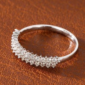 Bague éternelle en argent sterling 925, diamant de laboratoire certifié, taille brillant ronde vintage - Product Image 1