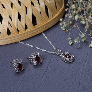 Conjunto de Joyería de Plata 925 con Granate, Regalo para Mujer, Conjunto Nupcial, Aretes Modernos para Mujeres y Niñas, Regalo al por Mayor para Aniversario de Bodas - Product Image 1