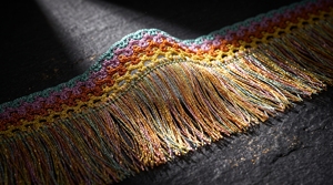 Bordure en dentelle à franges métalliques multicolores vibrantes pour rideaux, ameublement, mode et textiles décoratifs - Product Image 5