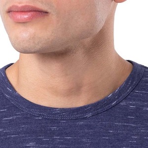 T-shirt décontracté à col rond en coton respirant bleu marine avec logo personnalisé, coupe classique, pour hommes et femmes, manches courtes, idéal pour l'été, à usage unique - Product Image 6