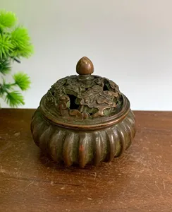 Luxury Home Fragrance Accent Bakhoor Incense <b>Burner</b> Built for Oud Wood and Visual Elegance - Product Image 1