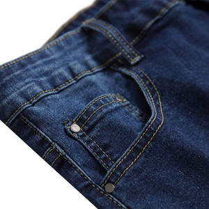 กางเกงขาสั้นผู้ชายขายดี กางเกงยีนส์ผ้าฝ้ายสำหรับฤดูร้อน กางเกงขาสั้นผู้ชายหลายกระเป๋า กางเกงขาสั้นลำลอง 6 กระเป๋า - Product Image 3