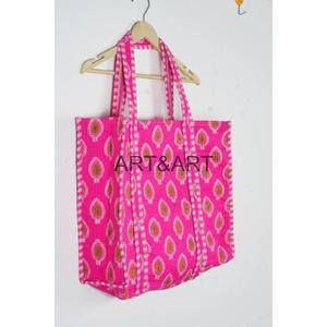 Bolsa de Compras de Algodón Vintage Hecha a Mano en India con Estampado Serigrafiado para Mujer, Bolsa de Hombro con Diseño Acolchado de Rajasthan - Product Image 4