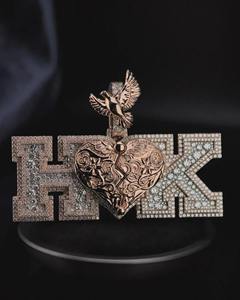 Compre un colgante con letras de moissanita estilo Iced Out_ Joyería Hip Hop personalizada de plata de ley en línea en India - Product Image 1
