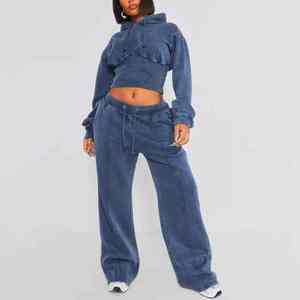 Conjunto de Sudadera Corta con Capucha y Pantalones de Chándal de Dos Piezas al por Mayor para Mujer, de Forro Polar Personalizado, Oversize, de Invierno, 100% Algodón con Estampado - Product Image 5