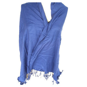 Châle Pashmina Uni en Viscose Couleur Unie, Doux, Léger et Élégant, Écharpe de Mode Hivernale pour Femmes et Hommes, Luxe Ethnique - Product Image 4