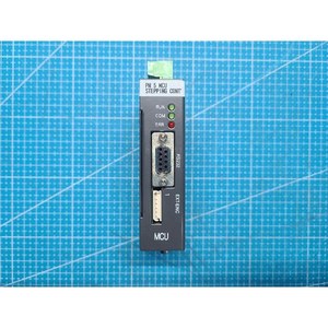 Unidad de Control de Movimiento Integrada eMOTION Tek EUMP1N1B040 Usada Como Nueva, Piezas de Equipos Semiconductores Legados - Product Image 1