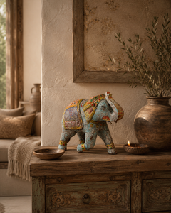 Figurine d'éléphant en bois peinte vintage, statue d'animal artisanale, décoration de table pour console, table basse, chambre à coucher, salon - Product Image 3