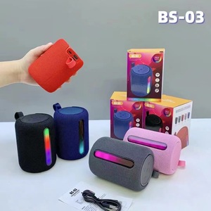 Altavoz Inalámbrico BS-03 con Correa <span class=keywords><strong>de</strong></span> Transporte, Carcasa <span class=keywords><strong>de</strong></span> Malla <span class=keywords><strong>de</strong></span> Tela, Tira <span class=keywords><strong>de</strong></span> Luces RGB, Dispositivo para Exteriores, Camping, Emergencias, Venta al Por Mayor - Product Image 4