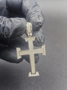 Pendentif Croix avec Incrustation de Strass, Argent 925, Moissanite, Alliage de Zinc, Charme Religieux, Cadeau Unisexe - Product Image 1