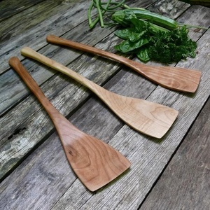 Cuillère de service en bois faite à la main, design moderne et écologique, pour la décoration de la cuisine, collection artisanale d'Inde - Product Image 6