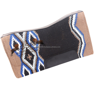 Tapis de selle contour en laine 34x36 tissé à la main 100% doublure en laine polaire de Nouvelle-Zélande Western Equestrian pour la compétition et l'entraînement - Product Image 6