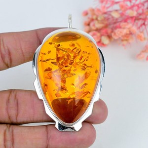 Pendentif élégant vintage plaqué or/argent en argent sterling 925 fait main avec charme en ambre naturel de la Baltique certifié par un tiers - Product Image 1