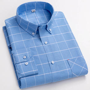 Camisa de Vestir de Manga Larga Azul Claro para Hombre, Cuello con Botones, Color Sólido, Popelina de Algodón, Estilo Casual Elegante - Product Image 3