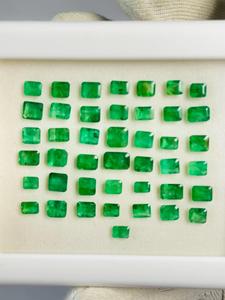 Émeraude naturelle de Zambie, taille émeraude, 21,08 carats, couleur verte premium, lustre excellent, qualité supérieure, certifiée IGI, pour collectionneur de pierres précieuses - Product Image 3