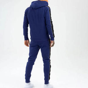 Trajes Deportivos para Hombre de Diseño Premium, Nuevo Diseño en Azul Rey con Franjas Laterales Blancas y Negras - Product Image 3