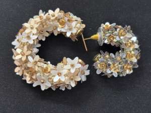 Pendientes Colgantes Florales con Lentejuelas y Cuentas, Dorado Marfil, Estilo Vintage, para Fiesta, Boda, Regalo, Joyería de Moda para Colección de Boutique - Product Image 4