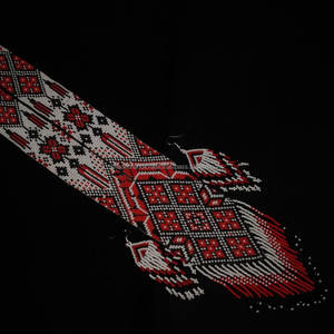 Collar de cuentas de cristal bellamente elaborado con atractivo brillante y calidad duradera para un uso duradero y un aspecto elegante a la moda - Product Image 2