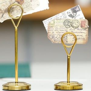Soporte de Latón Moderno de Alta Calidad para Números de Mesa y Tarjetas con Impresión Troquelada para Bodas, Restaurantes, Hoteles y Eventos - Product Image 2
