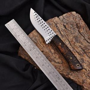 Couteau de chasse et de dépecage artisanal de qualité industrielle Nordic Forge de 8 pouces, lame à racler, manche en résine, pour la chasse, le ranch et le camping en plein air - Product Image 4