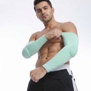 Protector de codo transpirable para hombre, funda de compresión, protector de brazo para deportes de baloncesto, licra fina, apto para todas las estaciones - Product Image 5