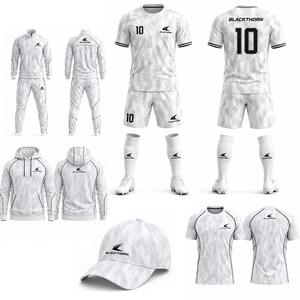 Uniformes de Fútbol Personalizados para Equipos, Manga Corta, Transpirables, 100% Poliéster, Nombre del Jugador Impreso con Transferencia Térmica en la Parte Delantera, Paquete para Equipo - Product Image 1