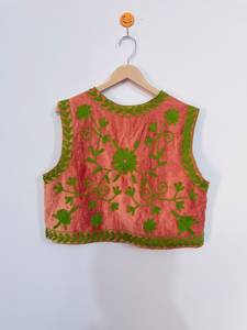 Veste en velours brodée à la main Suzani |   Robe Courte Sans Manches Légère à Motif Floral en Coton Style Bohème Ethnique Indien Col Rond - Product Image 4