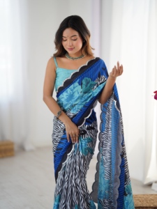 Sari con estampado de cebra azul y negro con diseño floral, ropa tradicional india para mujer, ropa informal, tela de poliéster - Product Image 4