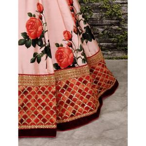 Lehengas de créateur imprimé de fleurs roses avec chemisier brodé - Product Image 3