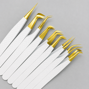 Ensemble de pinces à épiler professionnelles en acier inoxydable à pointe inclinée pour les sourcils, écologiques et durables, design moderne - Product Image 5