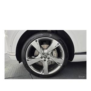 Genesis GV80 3.0 Diésel AWD 2023 con 83,860 km, Volante a la Izquierda, Caja de Cambios Automática, Asientos de Cuero, Cámara Trasera - Product Image 5