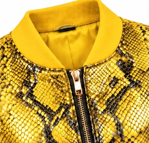 Chaqueta bomber de piel sintética con estampado de serpiente dorada para mujer, corta, con cremallera y cuello alto - Product Image 5