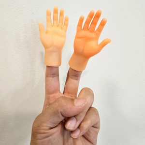 Giocattolo a forma di mano con le gambe lunghe giocattolo per il teatro delle marionette con le dita - Product Image 1