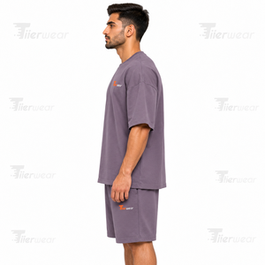 Vente en gros Tenue de sport courte d'été pour homme Ensemble t-shirt et short pour homme décontracté Ensemble d'été deux pièces avec logo personnalisé pour homme - Product Image 3