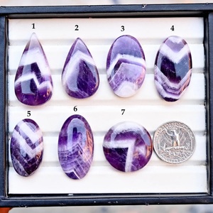 Cabochons en améthyste naturelle Chevron : Lots de pierres précieuses en vrac, vendus au poids, avec différentes formes et tailles - Product Image 2