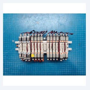 Collecteur de vannes solénoïdes pneumatiques SMC - Product Image 2