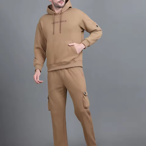 Chándal deportivo al por mayor con impresión digital, chándal personalizado con capucha para correr, chándal de calle. - Product Image 3