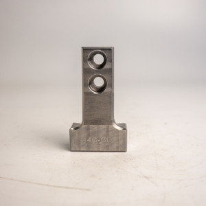 AMT VINA Bloc de serrage antidérapant à mâchoires moletées usinées CNC en acier inoxydable, tolérance de précision 0,01 mm - Product Image 2