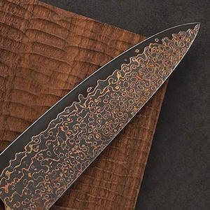 Cuchillo de chef para exteriores con diseño de cobre damasco y mango de madera premium para viajes, catering y cocinas de camping. - Product Image 6