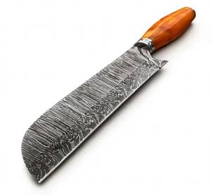Herramienta utilitaria pesada para exteriores, hecha a mano, con hoja de acero de Damasco de espalda recta y mango de resina con remolinos de ámbar, y bolster de acero. - Product Image 2