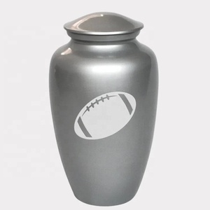 Urne funéraire en métal gris à thème sportif avec motif de ballon de football, finition mate lisse, pour cendres de crémation, souvenir commémoratif - Product Image 4