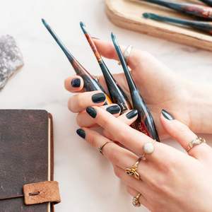 Ganchos de Crochet Ergonómicos de Resina con Mango Suave, Tamaños y Colores Personalizables - Product Image 2