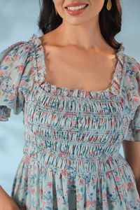 Robe en mousseline à imprimé floral, col carré, manches bouffantes, coupe trapèze, style bohème, taille élastique, coupe décontractée, tenue décontractée d'été - Product Image 1