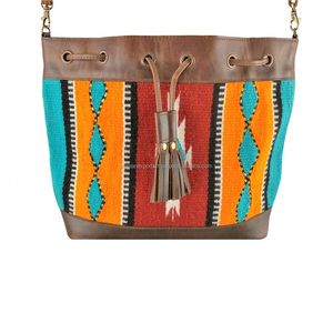 Bolsa de cubo para manta de sillín de lana Con bolsillo interior y una correa ajustable extraíble Estilo bohemio Proveedor superior - Product Image 3