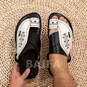 Chaussons de mariage pour hommes de style arabe B&S en similicuir, chauds, doux, légers et écologiques - Product Image 6